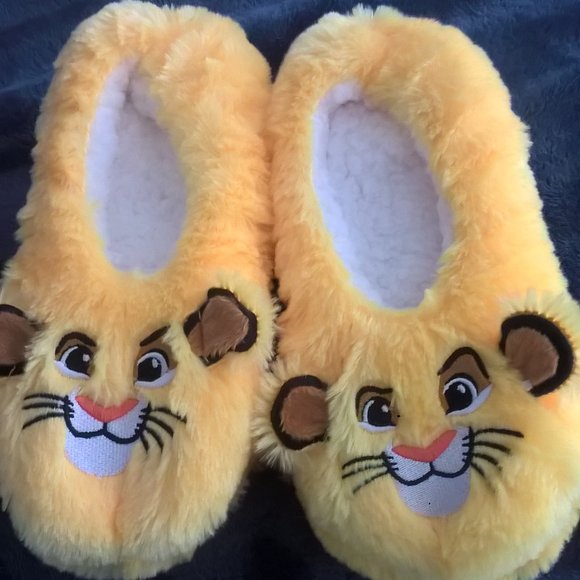 Lion King Shoes - Yellow slippers Simba